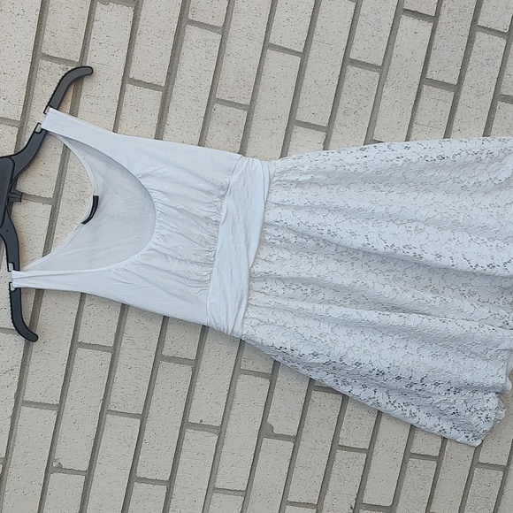 White Dress - Picture 6 of 11